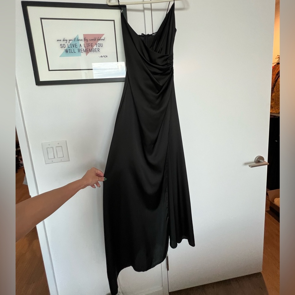Satin V neck Slit Maxi Dress (Nasty Gal Size 2)